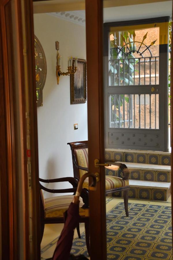 Regal House Roma Capucci 6 Ξενοδοχείο Εξωτερικό φωτογραφία
