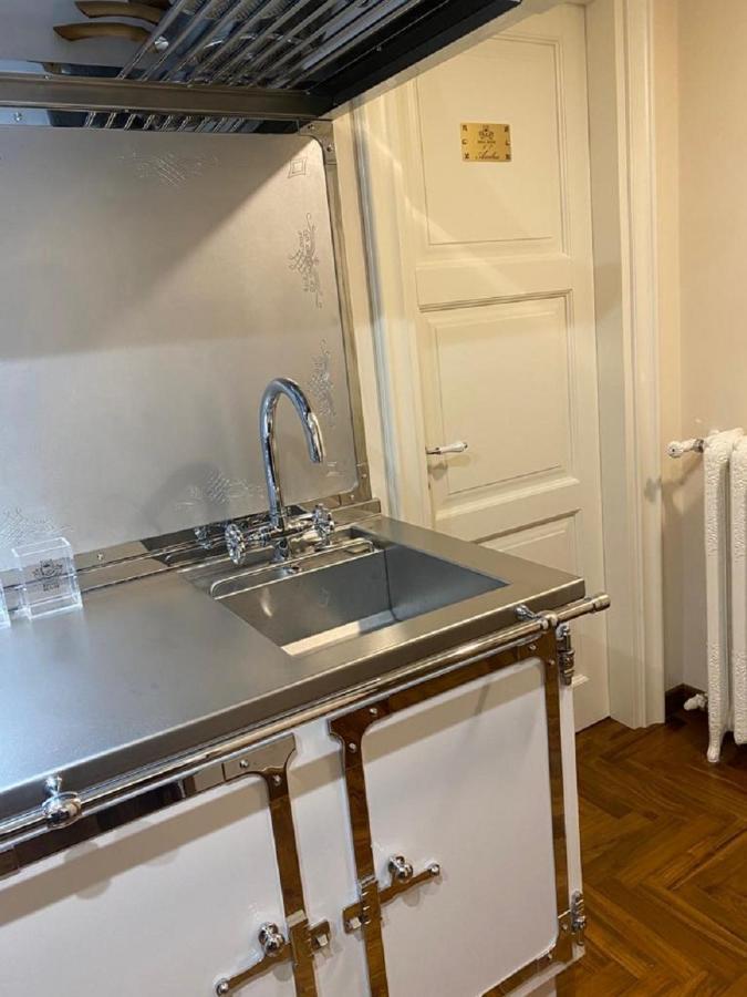 Regal House Roma Capucci 6 Ξενοδοχείο Εξωτερικό φωτογραφία