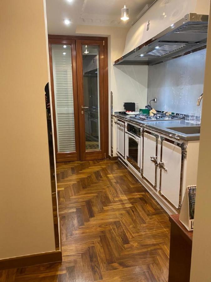 Regal House Roma Capucci 6 Ξενοδοχείο Εξωτερικό φωτογραφία